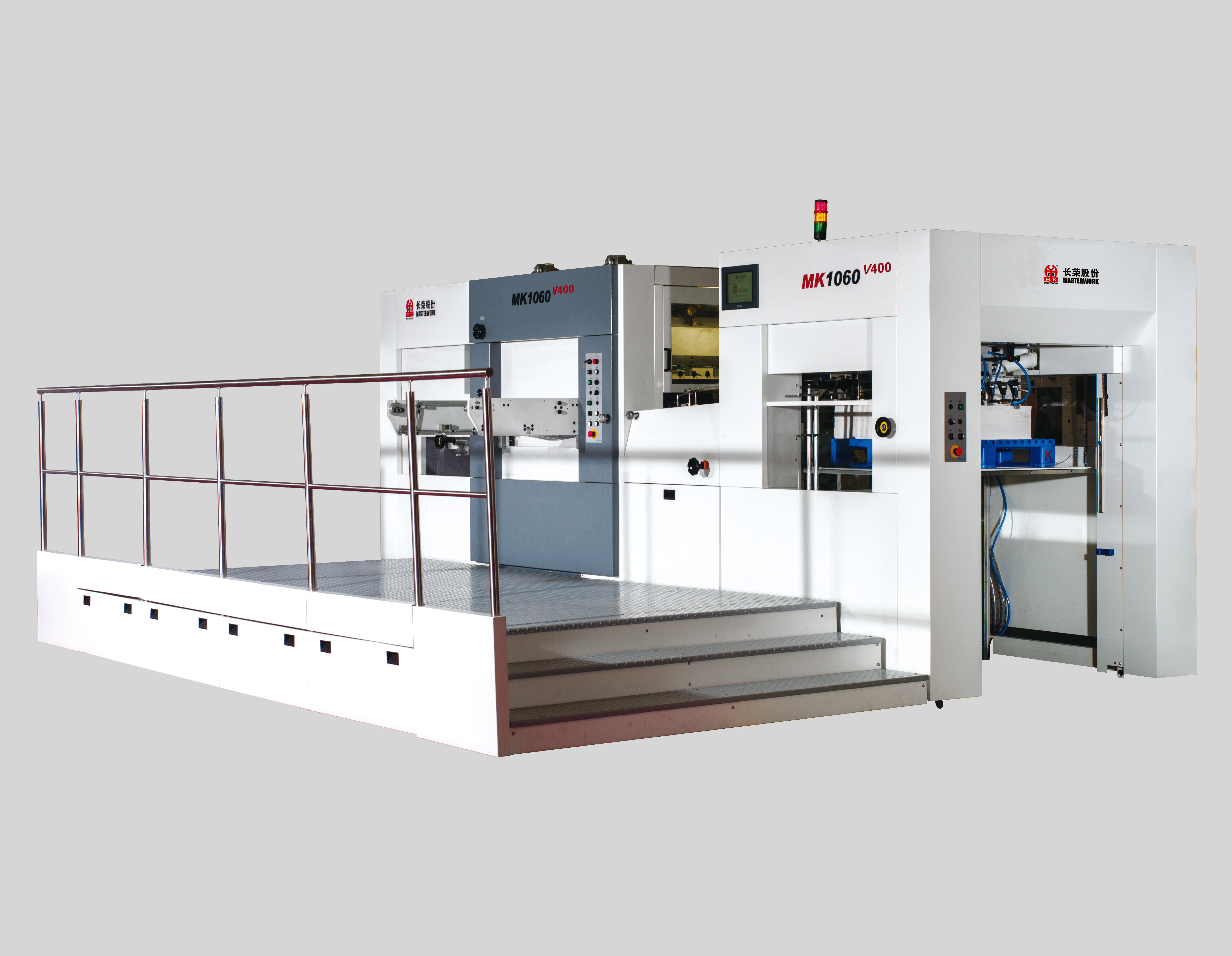 MK1060V400深壓紋模切機(jī)
技術(shù)描述：深壓紋技術(shù)
最大400噸壓力，特殊加長合壓時間，以適應(yīng)各種復(fù)雜滿版的壓紋要求。適用解決高檔禮盒-細(xì)花紋的深壓紋技術(shù)難題。